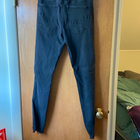 American eagle black ripped jeans - Picture 4 of 4